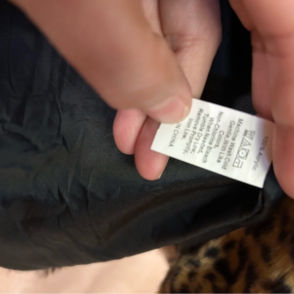 faux leopard fur coat by Lanshofei size large excellent condition - Picture 8 of 8